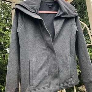 BANANAREPUBLIC LIKE NEW SMALL S JACKET ZIPPER SOFT